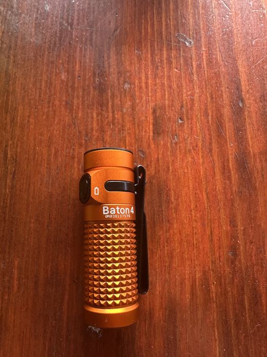 Olight baton 4 premium