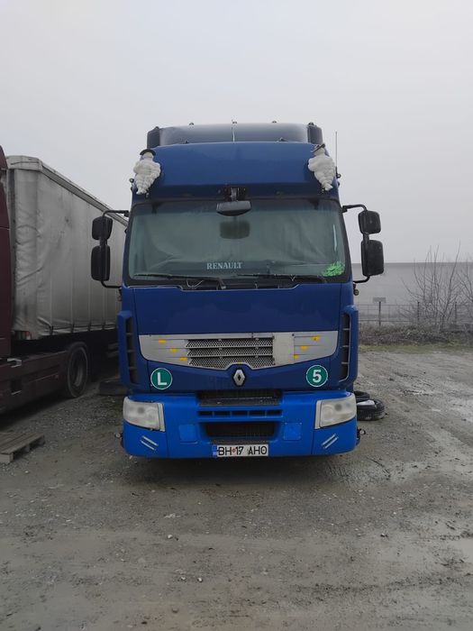 Cap tractor Renaul Premium 450 DXI + semiremorcă Schwarzmuller+ set de cauciucuri si piese de schimb