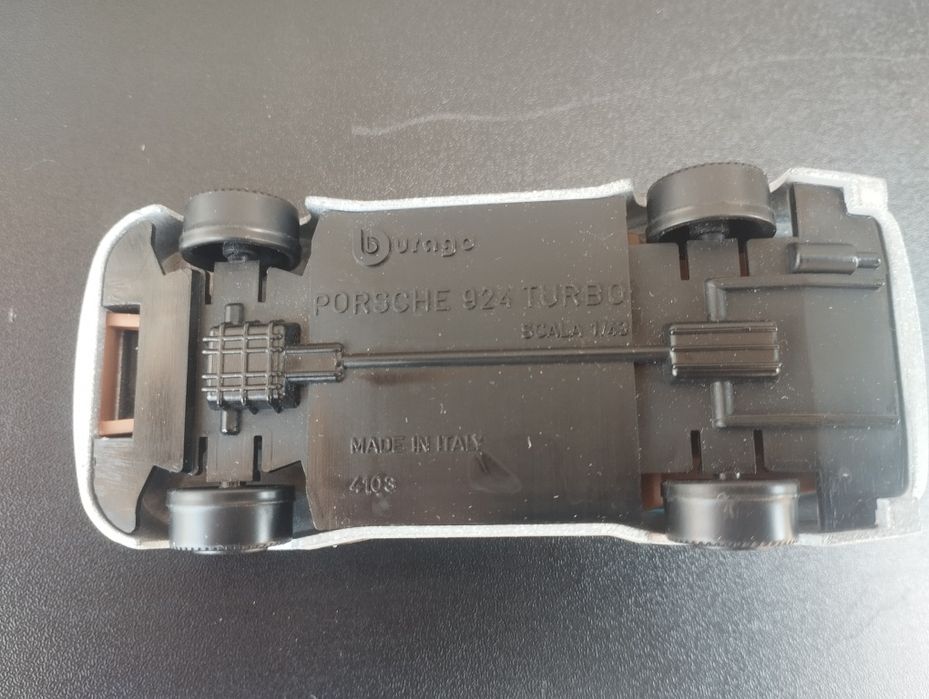 Количка Porsche 924 turbo gr.2  1/43
