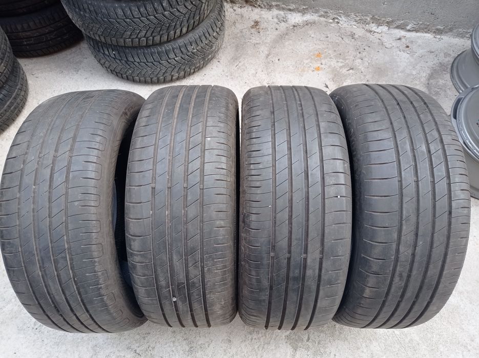 4бр 215/50 17 Goodyear Летни гуми -Внос от Австрия