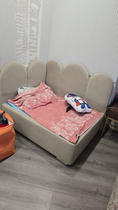Продам Детский кровать бу