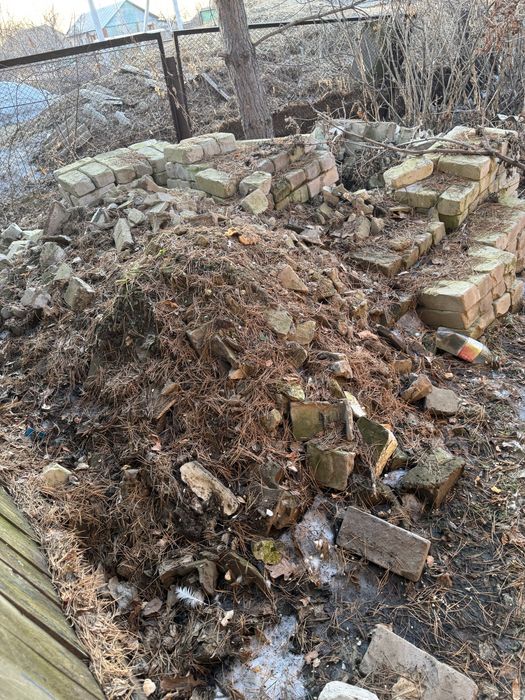 Продам белые кирпичи