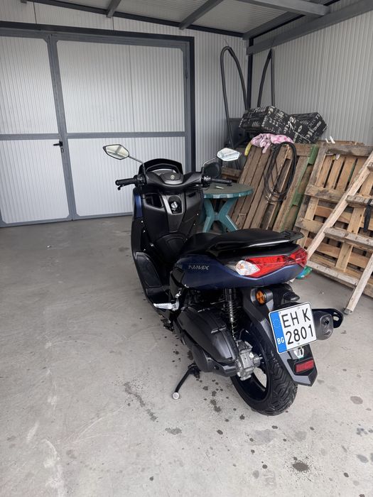 Yamaha N-max 125