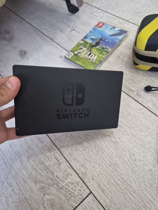 Продам nintenro switch