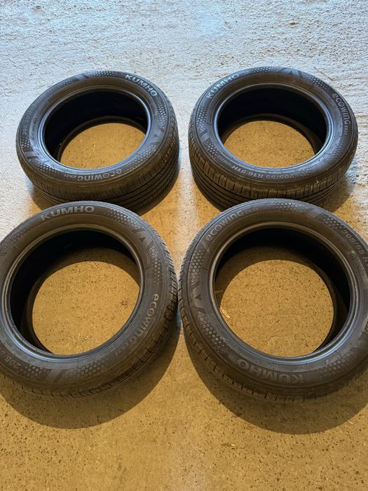 Продавам летни гуми Kumho Ecowing ES31 205/55/16