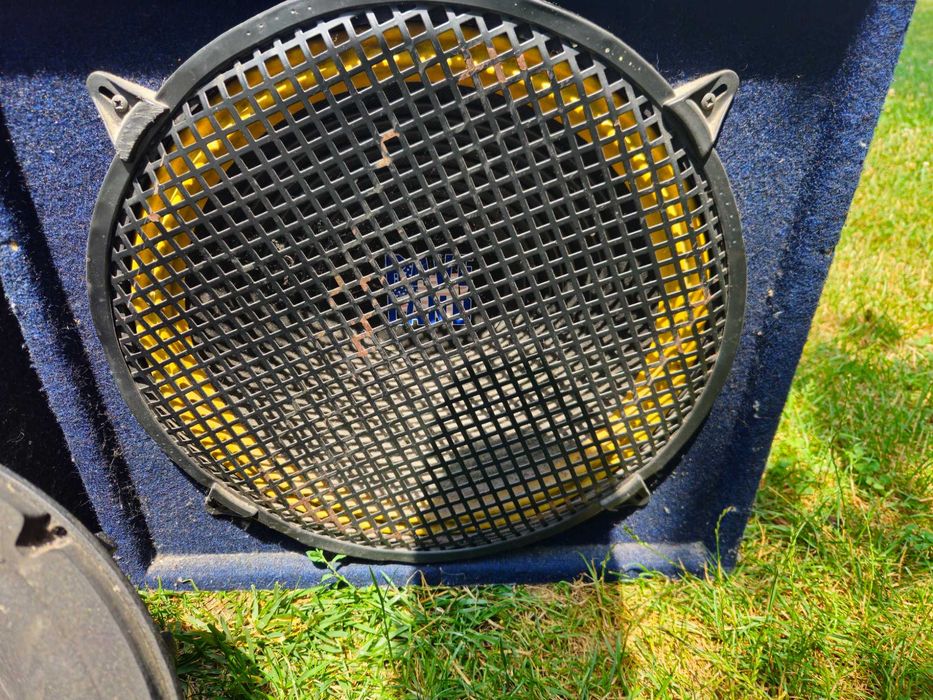 Subwoofer auto  Re Se, Magnat, Raveland+ statii auto crunch si renegade + condensator