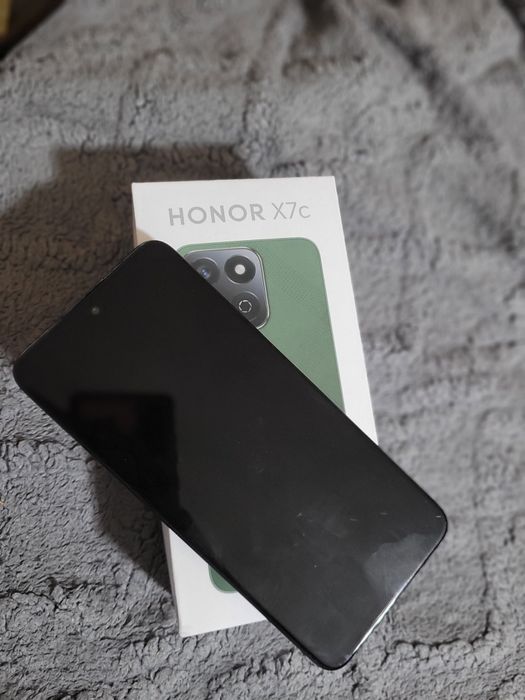 Продам honor x7c