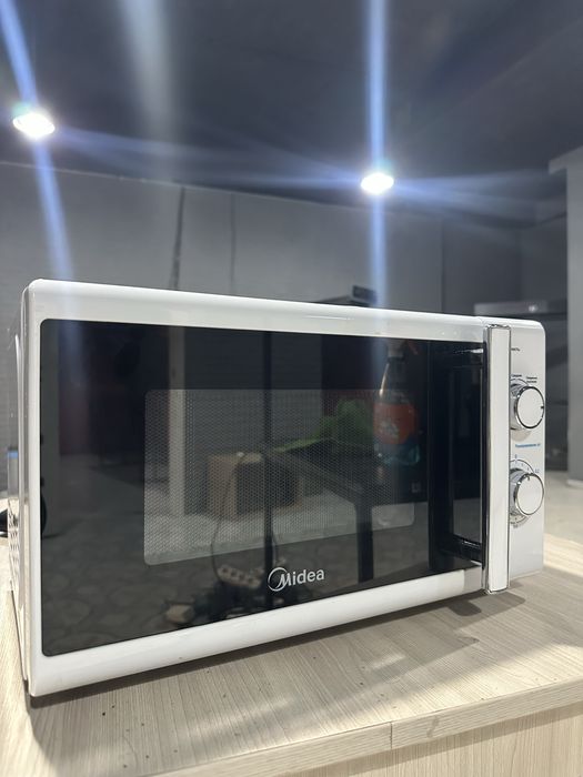 Микрволновка Midea