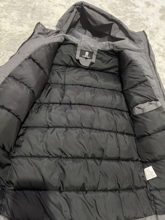 Продам куртку для мальчика