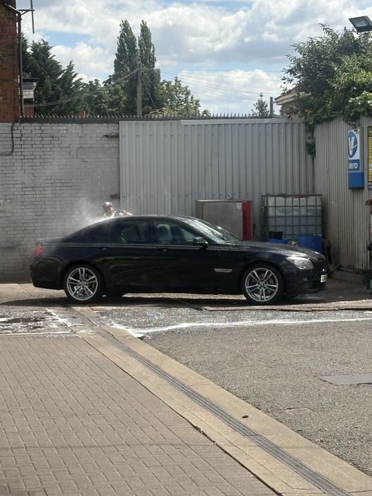BMW 730M F01 2011 UK
