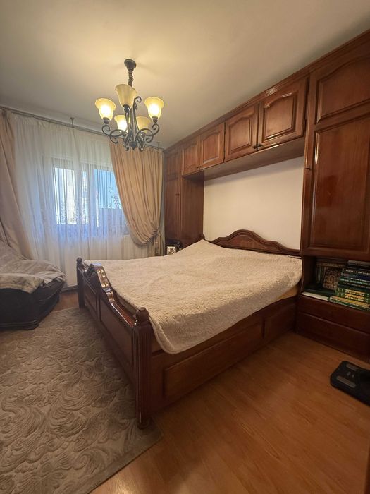 Apartament 3 camere, decomandat Str. Mihai Viteazu