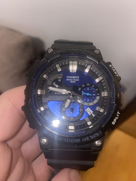 Спортни мъжки часовници Casio / Exponi