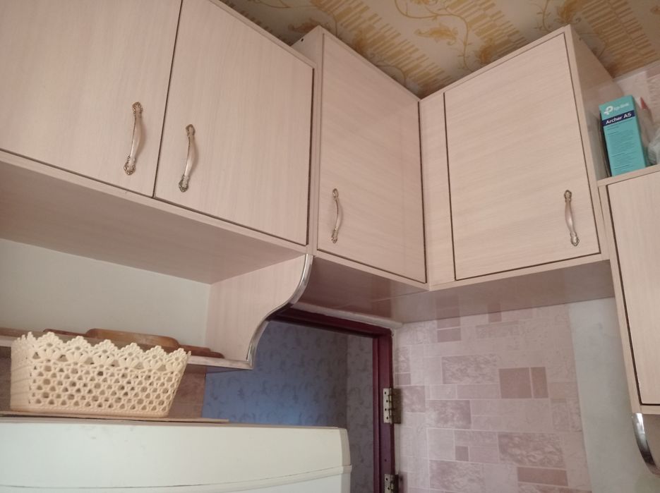 Oshxona mebeli sotiladi