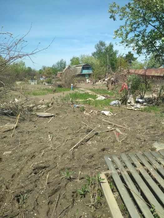 Бревенчатый дом на разбор после паводка ( без веранды)