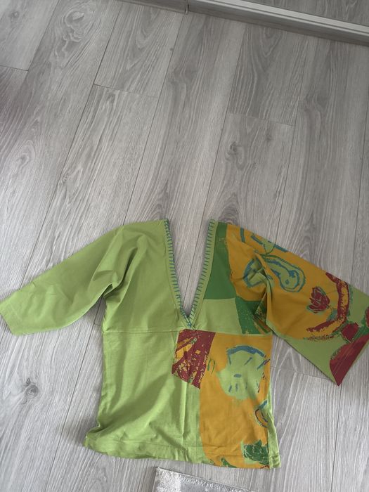 Bluza dama in V decoltata fata spate