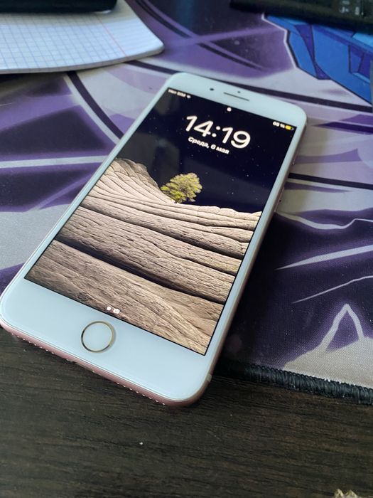 Продам IPhone 7 plus
