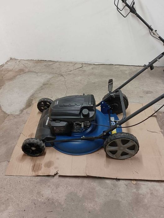 Моторна косачка Einhell и HYUNDAI