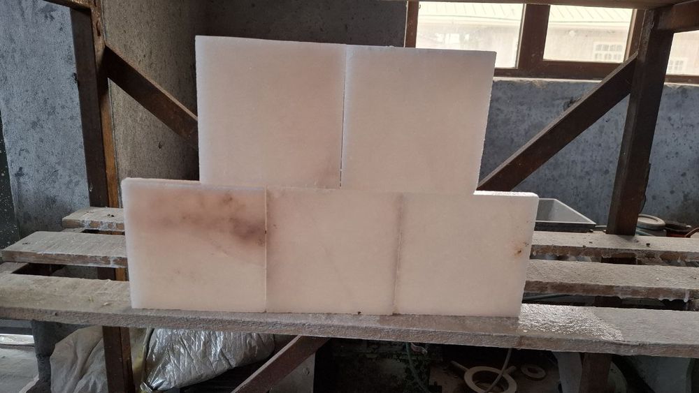 Гималайский солы плитка 2.5х20х20 Хар хил размерлар бор нархи 30000сум