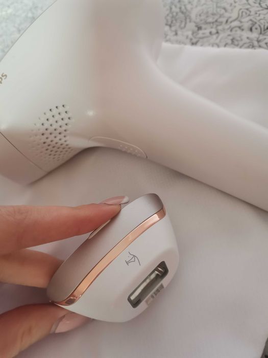 Фотоепилатор Philips Lumea SC1998/00