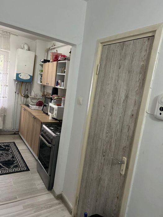 Închiriez apartament 2 camere