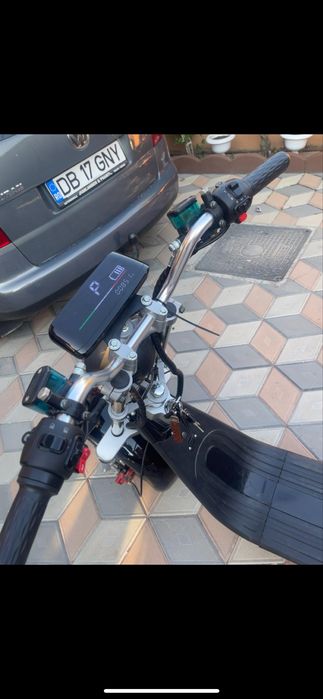 Vand scuter electric