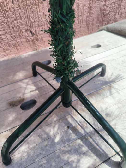 Елка искусственная