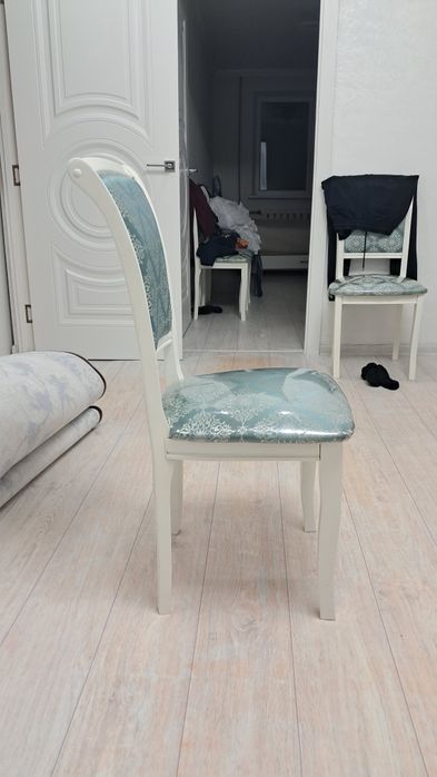 Продаются стулья 10шт