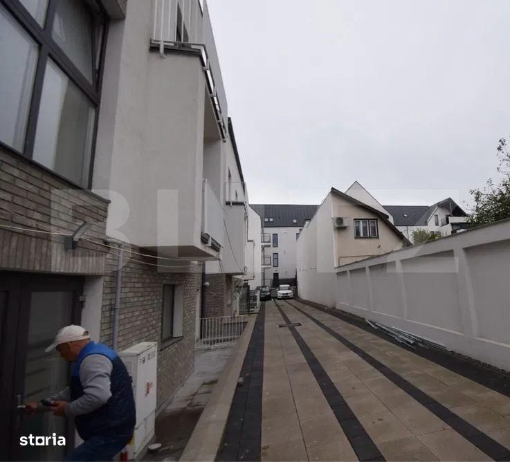 Apartament semicentral, NOU