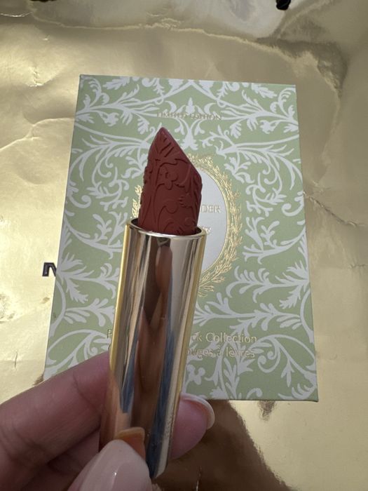 Сменный блок помада Estee Lauder