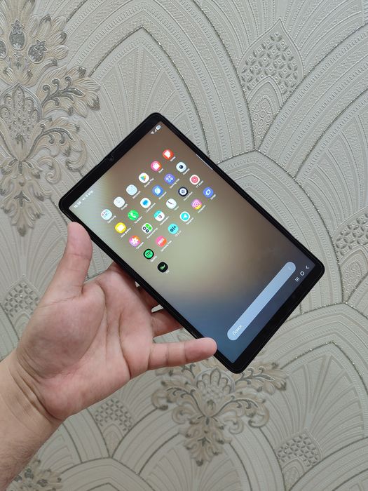 Samsung Tab A9 Ideal holatda 4/64 GB Sim kartali