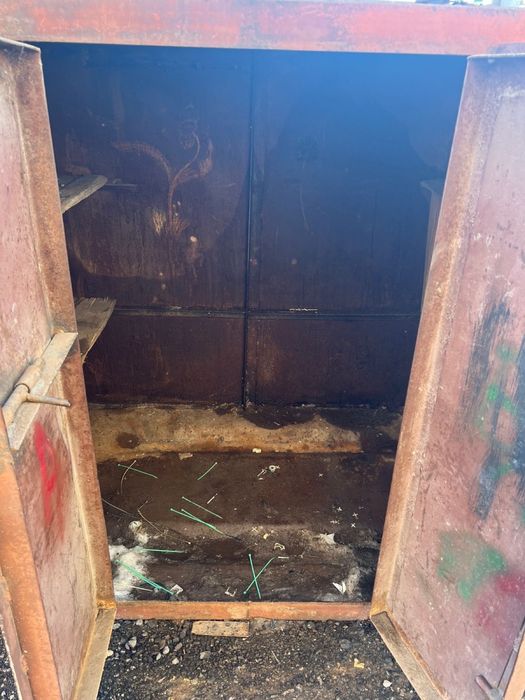 Вагончик металлический