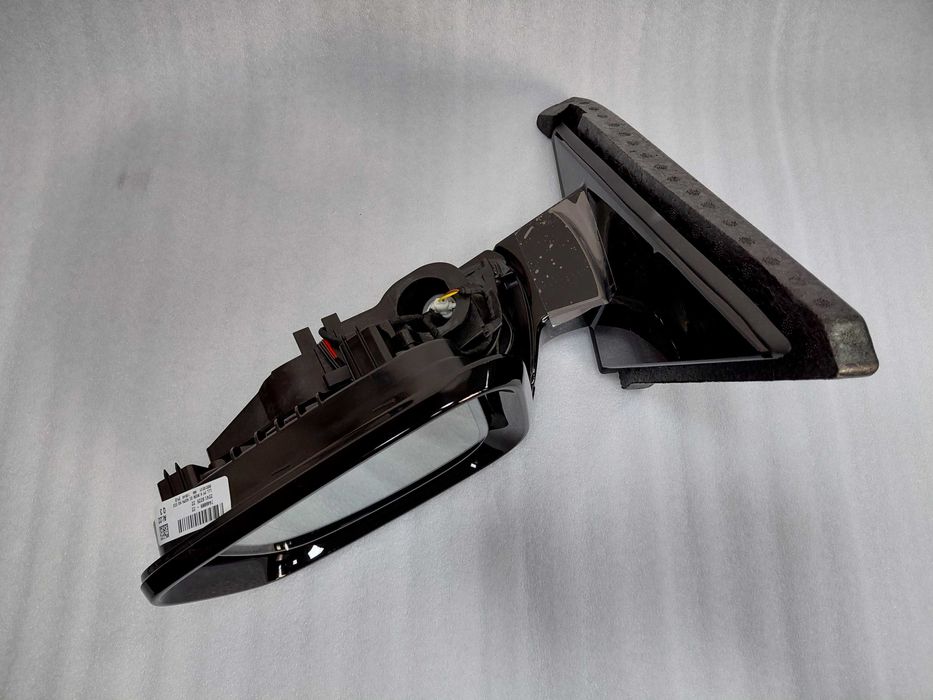 7446889 5A3DB21 Ново Ляво Огледало Фотохром Памет BMW G20 G21 G28