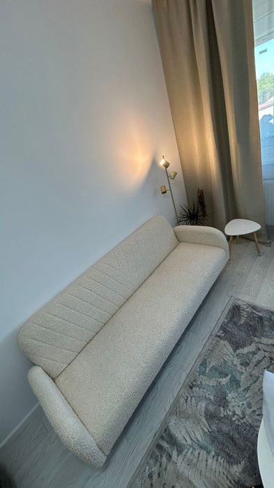 Vand canapea extensibila