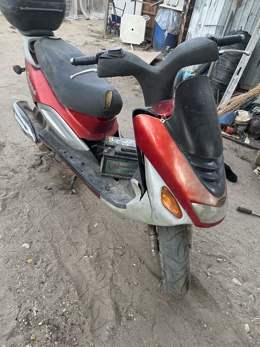 Vand scuter 150cc
