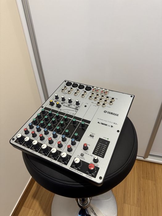 Пулт Mixer Yamaha MW 10 USB