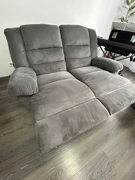 Canapele cu recliner