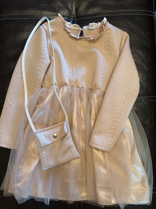 Прекрасна детска рокля