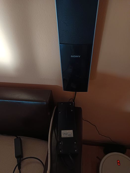 Продавам домашно киноSonyDZ830W