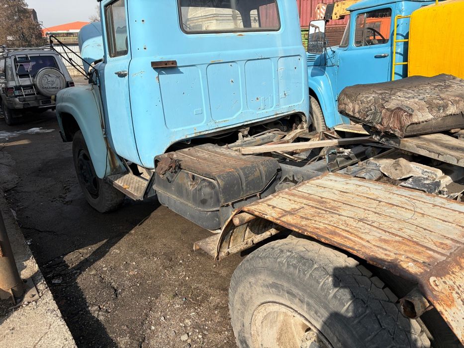 Зил цементовоз тягач