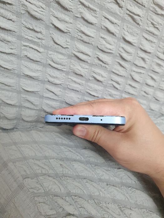 Srochna sotiladi Xiaomi Redmi 12 8+8/256Gb Original Xolati Yaxshi