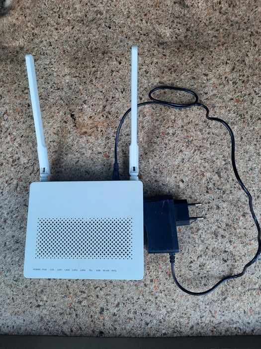 Продам вайфай роутер, почти новый
