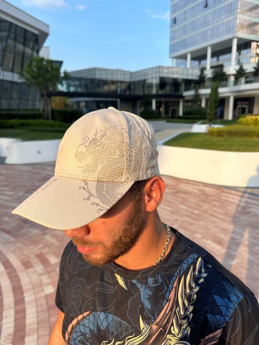 Шапка с дракон в различни цветове