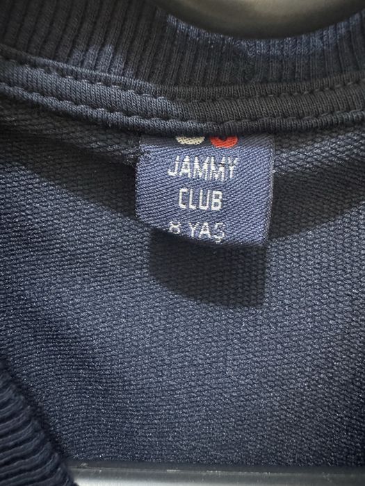 Продам жилет школьный