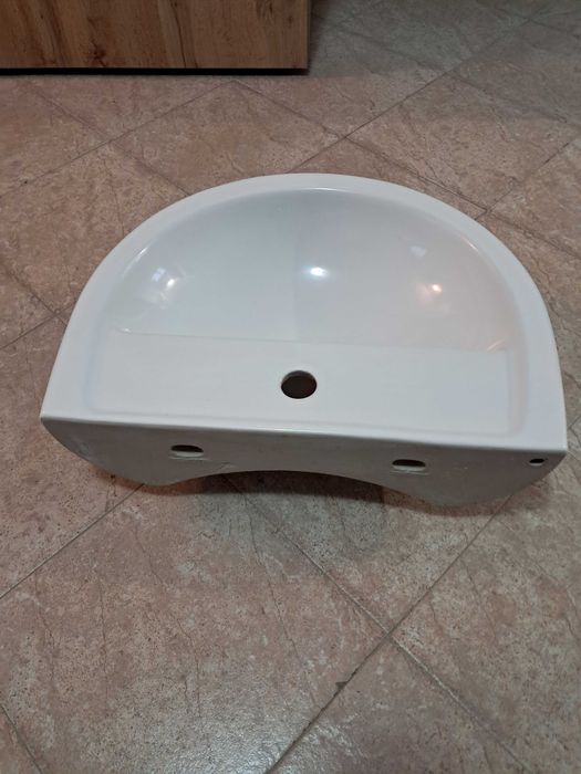 Мивка за баня, като нова