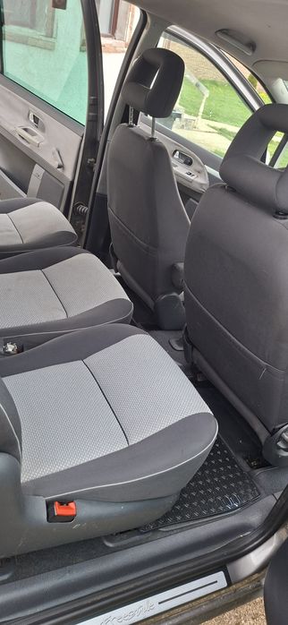 Vand vw sharan 2007 2.0 140 cp un singur ax