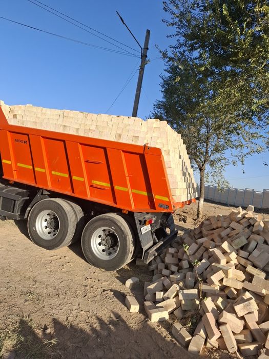 Keramika pishgan g'isht