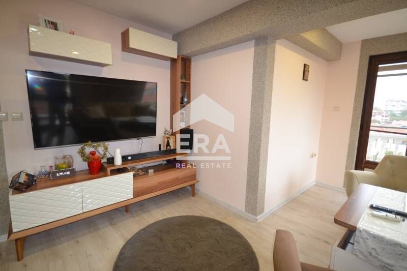 Продава се Четиристаен апартамент в Хасково, Куба - 144 кв.м за 1382 €/кв.м - Снимка #6
