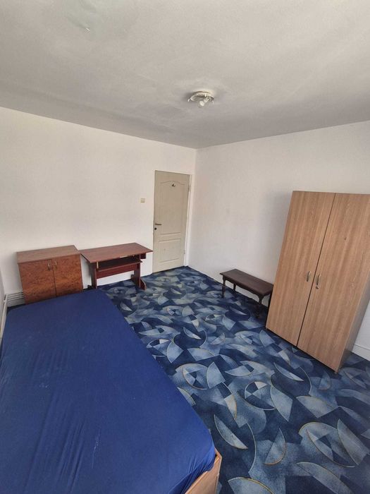 Apartament 60mp 2camere etaj 3/4 centrala proprie M. Bravu Teleajen