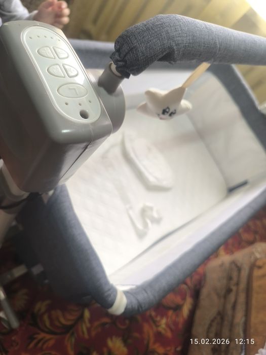 Манеж качалка люлька.