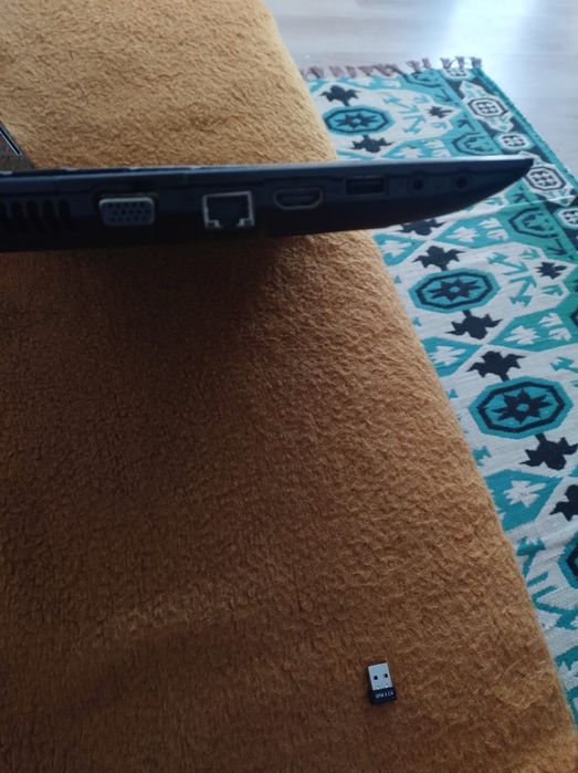 Продавам Лаптоп асер